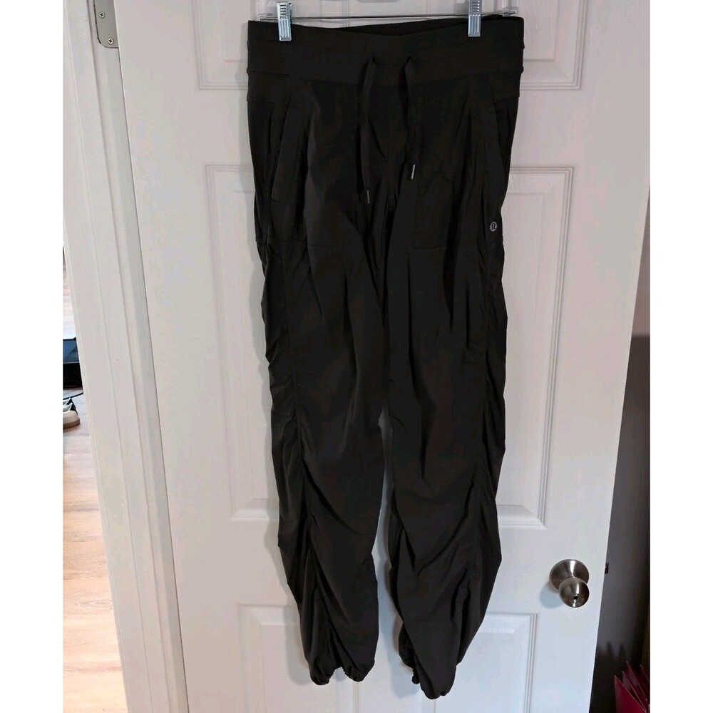 lululemon athletica Women’s Green Jogger Pants Drawstring Pockets Stretch 6